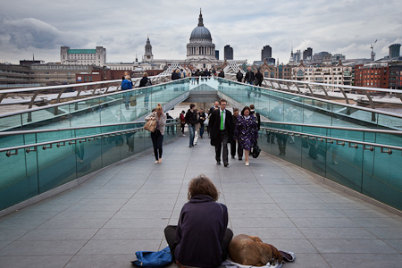 London, Millennium Bridge, 2011